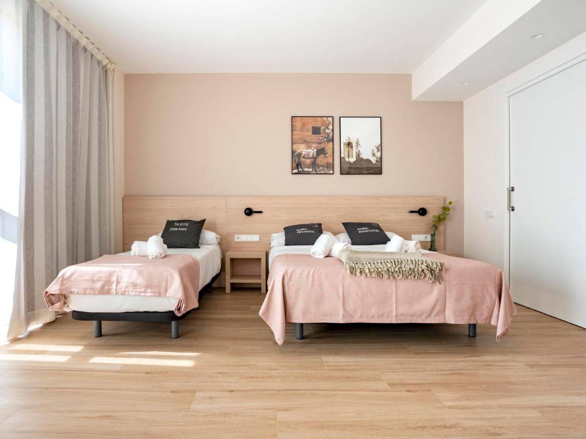 Limehome Barcelona Carrer De Besalu 82 エクステリア 写真
