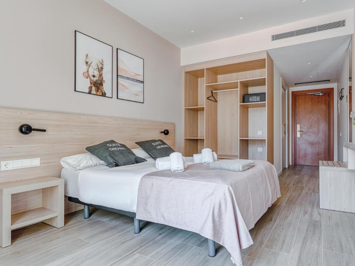 Limehome Barcelona Carrer De Besalu 82 エクステリア 写真