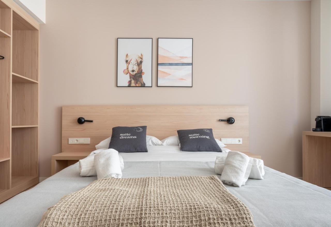 Limehome Barcelona Carrer De Besalu 82 エクステリア 写真